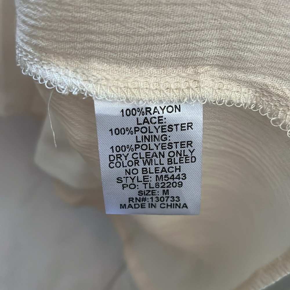 NWT/ Umgee Mid Length Bohemian Cream knee length flowy dress, all seasons! ❤️ - Picture 10 of 10